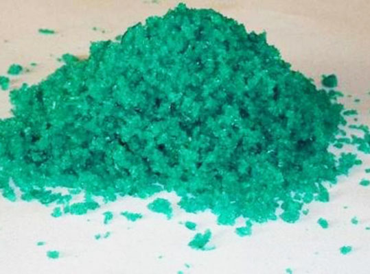 Tetrahidrato de fluoruro de níquel (II) (NiF2•4H2O)-Polvo